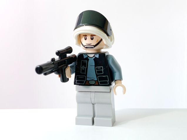 Illustration for article titled Spoilin' Santa: What's Inside the LEGO Star Wars Advent Calendar?